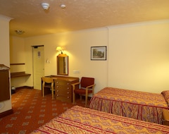 Khách sạn Lakeside Continental (Camberley, Vương quốc Anh)
