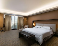 Radisson Blu Hotel, Dubai Media City (Dubái, Emiratos Árabes Unidos)