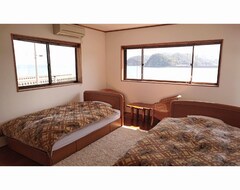 Bed & Breakfast Amy Monbos (Higashikagawa, Nhật Bản)