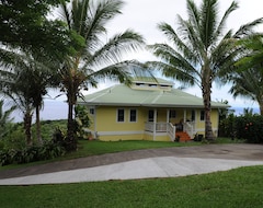Koko talo/asunto Hana'S Heaven - A Charming 2 Bedroom Cottage With Spectacular Ocean Views (Hana, Amerikan Yhdysvallat)