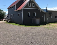 Toàn bộ căn nhà/căn hộ The Red Door Retreat (Allouez Township, Hoa Kỳ)