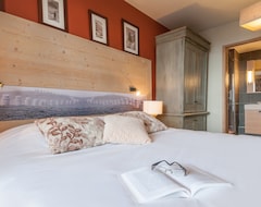 Otel Residence Pierre & Vacances Premium L'amara (Morzine, Fransa)