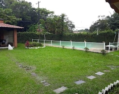 Entire House / Apartment Linda Chacara Para Família (Pedro de Toledo, Brazil)