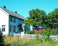 Entire House / Apartment 15 Person Holiday Home In Flatanger (Flatanger, Norway)