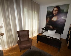 Khách sạn Home2Be Apartments (Wuppertal, Đức)