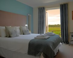 Khách sạn The White Horse View Bed & Breakfast (Bourton, Vương quốc Anh)