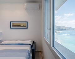 Khách sạn Seaview Studio (Taormina, Ý)