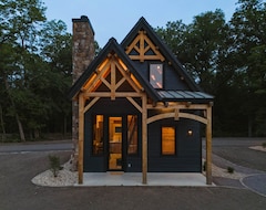 Toàn bộ căn nhà/căn hộ Bluegill Breeze Timber Frame Cabin At Dragonfly Lakes (Knoxville, Hoa Kỳ)