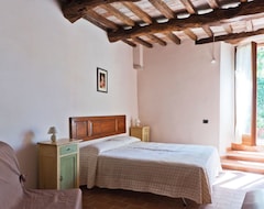 Cijela kuća/apartman Sun-kissed Holiday Home In Acqualagna With Swimming Pool (Acqualagna, Italija)