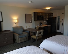 Candlewood Suites-West Springfield, An Ihg Hotel (West Springfield, ABD)