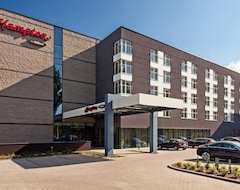 Khách sạn Hampton by Hilton Warsaw Airport (Vacsava, Ba Lan)
