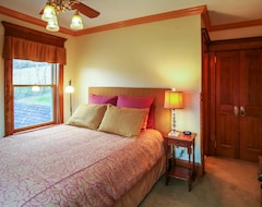 Bed & Breakfast Breezy Hill Inn (Margaretville, Sjedinjene Američke Države)