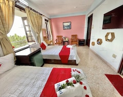 Khách sạn Quân Sơn 2 (Nha Trang, Việt Nam)