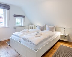 Toàn bộ căn nhà/căn hộ Apartment / App. For 5 Guests With 63m² In Borgsum (96571) (Borgsum, Đức)