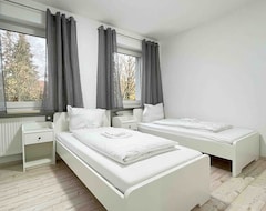 Toàn bộ căn nhà/căn hộ (lap101) Big Modern Workers Rental/ Rental Housing (Lappersdorf, Đức)