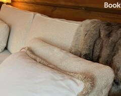 Bed & Breakfast Sofly Lodge, Charm And Elegance (Noresund, Norveška)