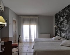 Hotel El Castillo (Larraga, Spain)