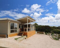Khách sạn Summer Dayz Holiday Rental (Marion Bay, Úc)