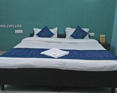 Khách sạn OYO 12868 Hotel City Lite (Delhi, Ấn Độ)