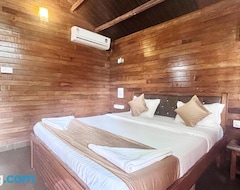 Khách sạn Melba Beach Resort By Maitree (Amboli, Ấn Độ)