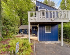 Toàn bộ căn nhà/căn hộ Bluebird Cottage In Newland, Near Golf Course! (Newland, Hoa Kỳ)