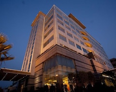 Otel Radisson Suites Gurgaon (Gurgaon, Hindistan)