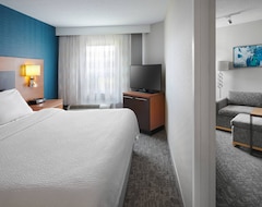 Hotel TownePlace Suites by Marriott Mississauga-Airport Corporate Centre (Mississauga, Canadá)