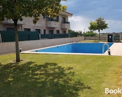 Cijela kuća/apartman Acogedor Apartamento Con Piscina Cerca De La Playa (Sangenjo, Španjolska)