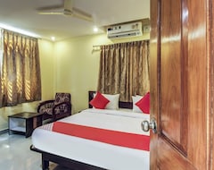 Hotelli Oyo 28047 Hotel Galaxy Residency (Hubli, Intia)