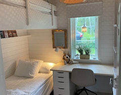 Hele huset/lejligheden 2 Houses In Stockholm Archipelago Close To The Ocean With Modern Facilities (Norrtälje, Sverige)