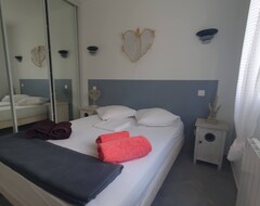 Cijela kuća/apartman Appartement Dans Résidence T3 (Saint-Florent, Francuska)