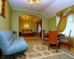 Khách sạn Bridge Hotel (Krasnodar, Nga)