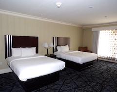 Khách sạn Niagara Crossing Hotel and Spa (Lewiston, Hoa Kỳ)