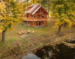 Cijela kuća/apartman Authentic Adirondack Log Cabin With A Pond View (Rome, Sjedinjene Američke Države)