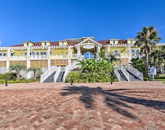 Koko talo/asunto Beautiful Beachfront Condo - Wi-fi / Hbo (Jamaica Beach, Amerikan Yhdysvallat)