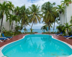 Hotel Tropical Beach Suite (Ocho Rios, Jamaica)