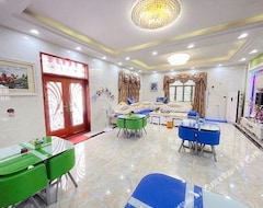 Hotel Shuangyuewan Happy Inn (Huizhou, Kina)