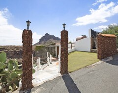 Tüm Ev/Apart Daire Finca Fani 3 With Mountain View, Pool, Wi-fi, Balcony, Terrace & Garden (Agüimes, İspanya)