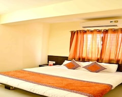 OYO 2572 Hotel Galaxy Park (Indore, India)
