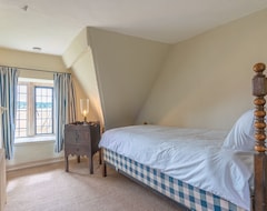 Toàn bộ căn nhà/căn hộ Swangrove House, Badminton - Sleeps 5 Guests In 3 Bedrooms (Badminton, Vương quốc Anh)