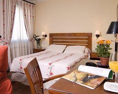 Hotel Almagro Suites (Almagro, Spain)