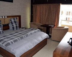 Khách sạn Ideal Nest (Oshogbo, Nigeria)