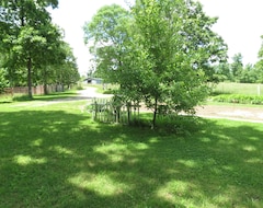 Entire House / Apartment Get Away Acres 1/2 Mile Off Highway 60 Extra Sanitized (Ellsinore, USA)