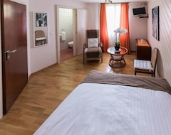Hotelli Hotel De La Place (Corsier-sur-Vevey, Sveitsi)