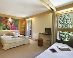 Khách sạn Hotel Logis - Chalet Vacca Park (Mieussy, Pháp)