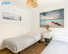 Casa/apartamento entero Apartamento En La Playa De Benidorm (Benidorm, España)