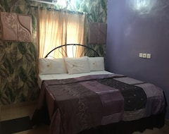 Khách sạn Purple Crown (Ikeja, Nigeria)