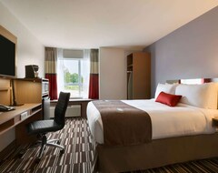 Khách sạn Microtel Inn & Suites By Wyndham Ladysmith Oyster Bay (Ladysmith, Canada)