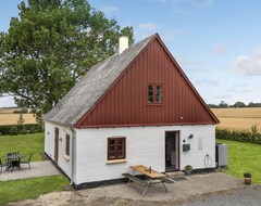 Koko talo/asunto 3 Bedroom Accommodation In Bandholm (Holeby, Tanska)