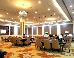 Hotel Royal Villas Halong (Hong Gai, Vietnam)